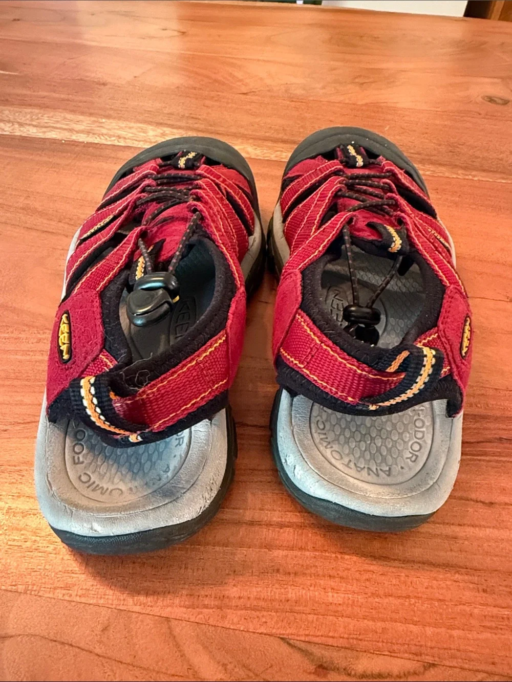 Keen Newport H2 Hiking Sandals. Women’s size 7.